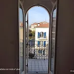 Torri Avvistamento 아파트 *